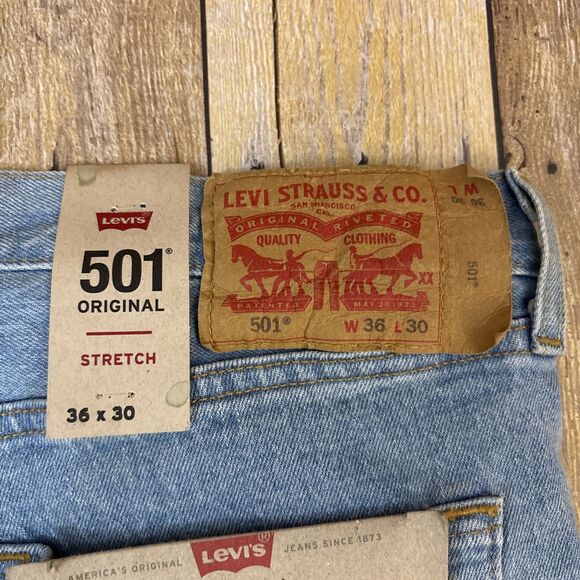 Levis 501 Original Stretch Button Fly Jeans Light Wash 36X30 NEW NWT - Picture 14 of 14